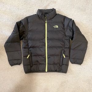 The North Face boys puffer jacket size M